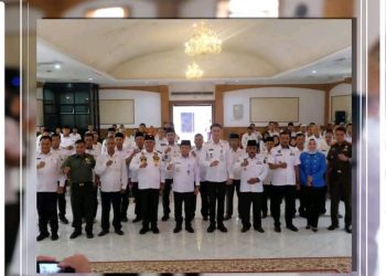 Penjabat Bupati Muaro Jambi, Bachyuni Deliansyah, SH., MH., mendampingi Gubernur Jambi, Drs. H. Al Haris, S.Sos., MH.,  hadir dalam acara Pelantikan Kepengurusan Forum Kades Kabupaten Muaro Jambi