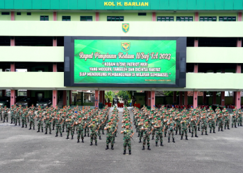 Komandan Korem (Danrem) 042/Gapu Brigjen TNI Supriono, S.IP., M.M., mengikuti Rapat Pimpinan (Rapim) Kodam II/Swj TA. 2023.