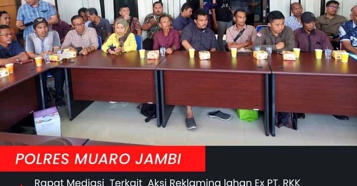 penjelasan pihak BPHL Wilayah IV Jambi dan Kanwil ATR/BPN Provinsi Jambi bahwa lahan eks HGU PT. RKK berdasarkan hasil putusan hukum lahan tersebut merupakan kawasan hutan yang berada pada izin PT. Wirakarya Sakti
