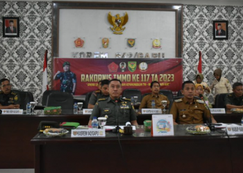 Kepala Staf Korem 042/Gapu (Kasrem) Kolonel Inf Ali Aminudin.,S.E.,M.M mengikuti rakornis TMMD Ke 77 secara virtual bertempat di Lantai 2 Makorem