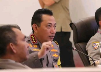 Kapolri Pantau Command Center Pengamanan KTT Asean
