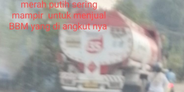 Diduga Mobil Tangki Merah Putih Pertamina Sering Mampir ke Warung Penampungan BBM di Budi Geraha